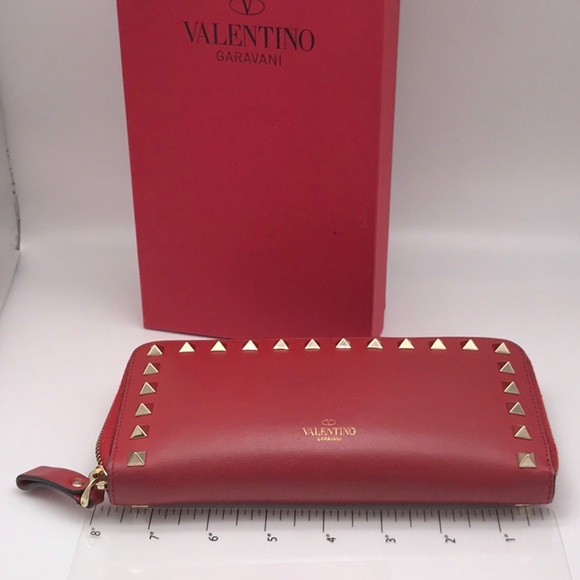 Valentino Garavani Rockstud Continental Leather Wallet. EUC  RED - Picture 3 of 16
